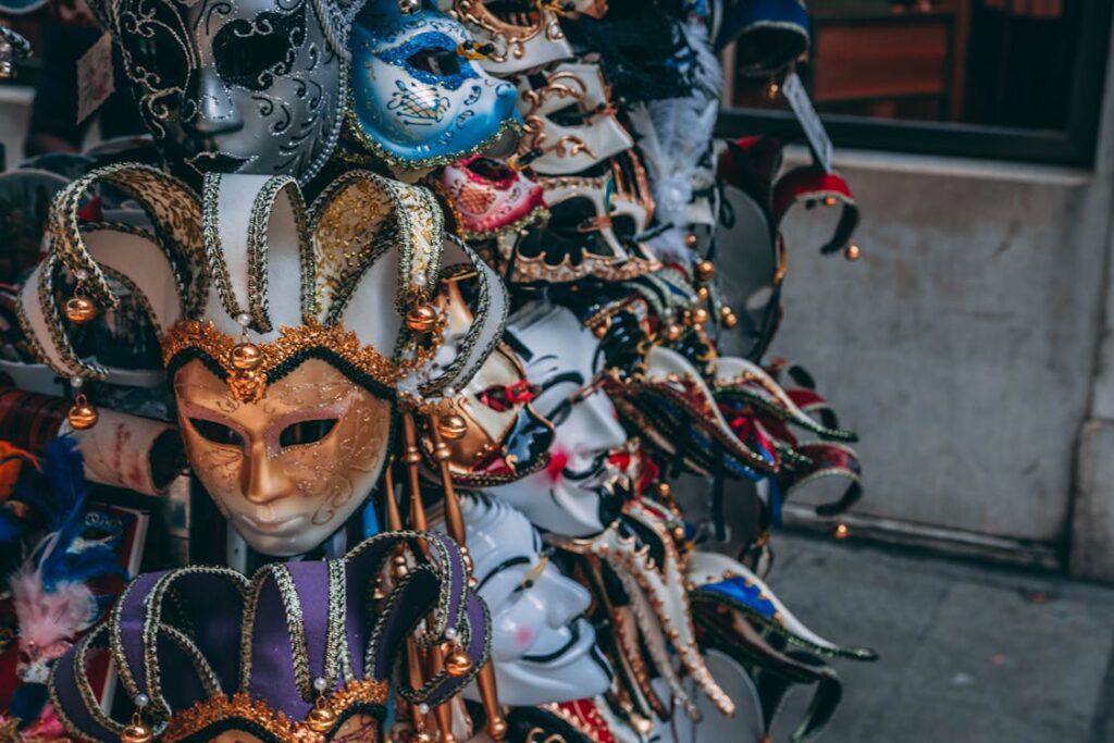 Masker af doen - Vind jezelf terug coaching voor volwassen IEKU