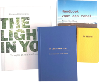 Power Package Renata Hamsikova 2 boeken en 2 journals